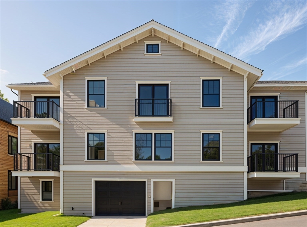 10 Rockland St. # 4