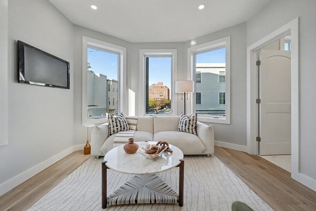 181 Maverick Street # 2