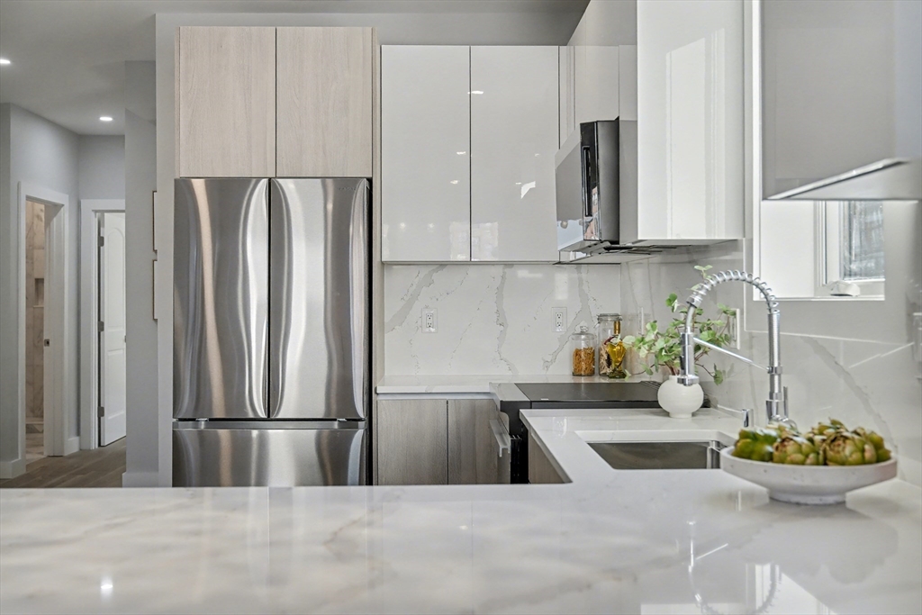 181 Maverick Street # 2