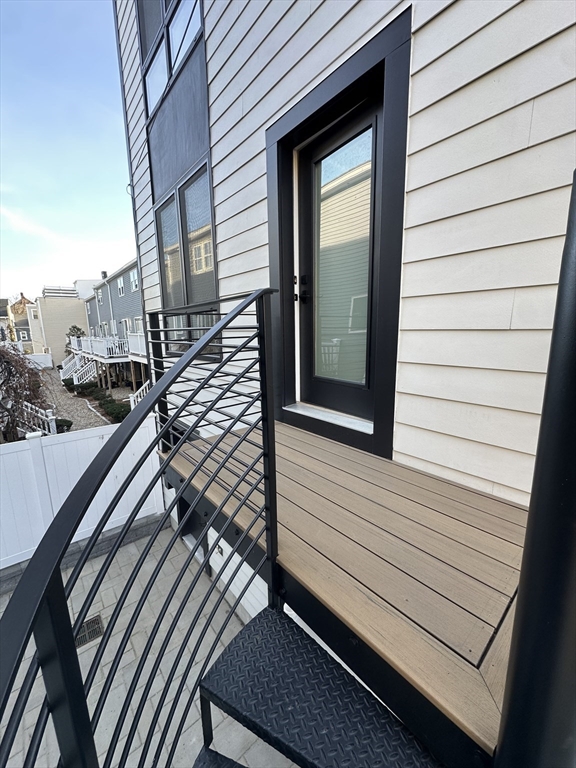 152 W 3rd Street # 1