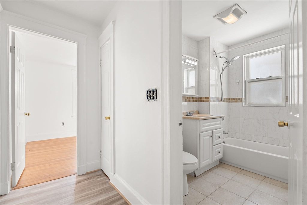 28-30 S Central # 28