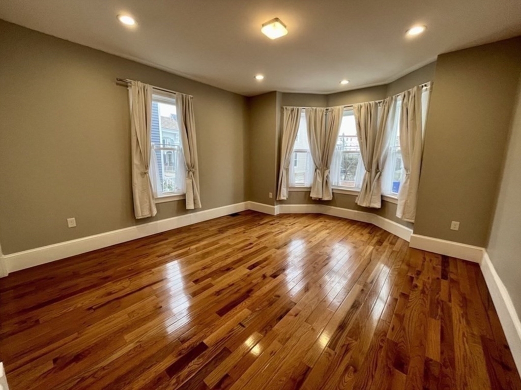 16 E Cottage # 1