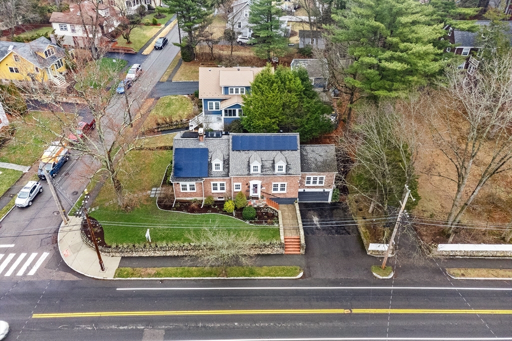 535 Great Plain Ave