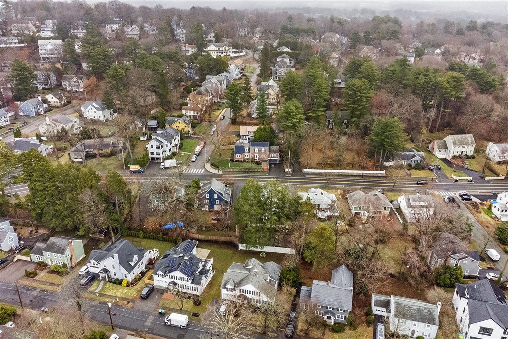 535 Great Plain Ave