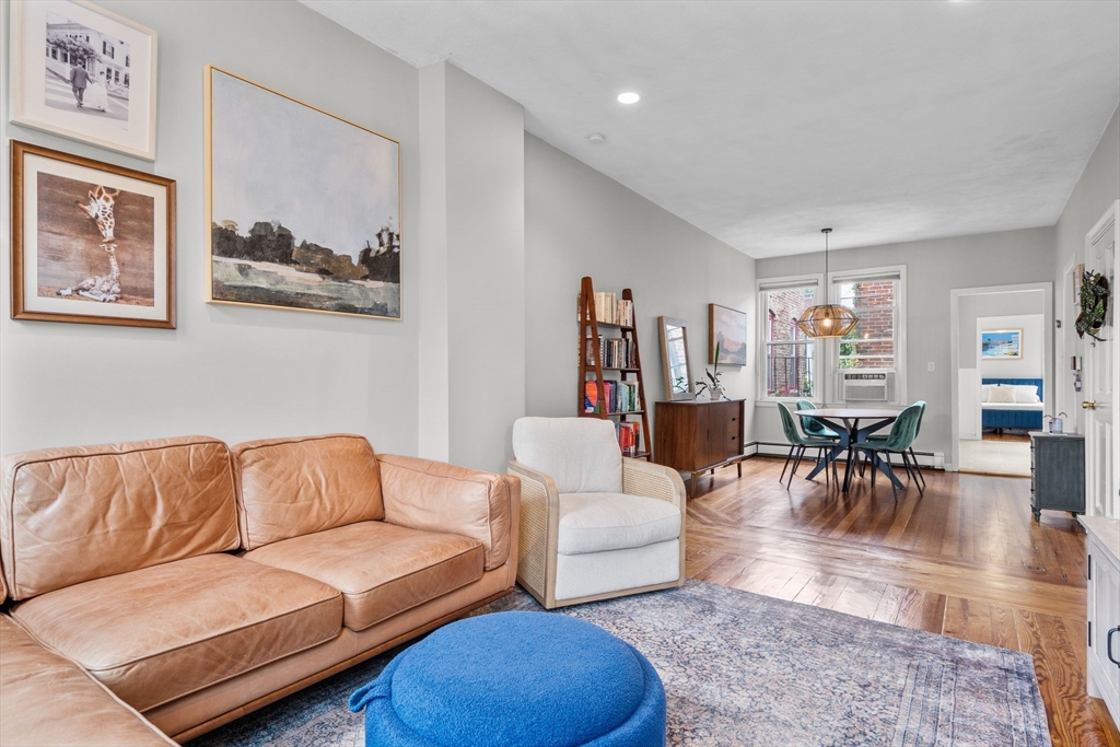 23 Sullivan St # 3