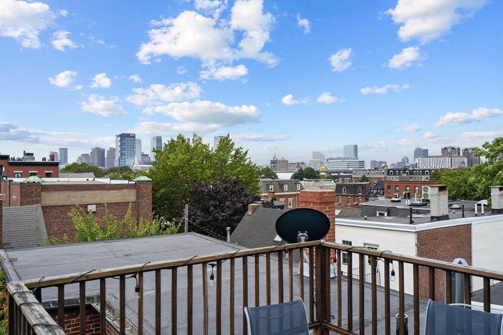 23 Sullivan St # 3