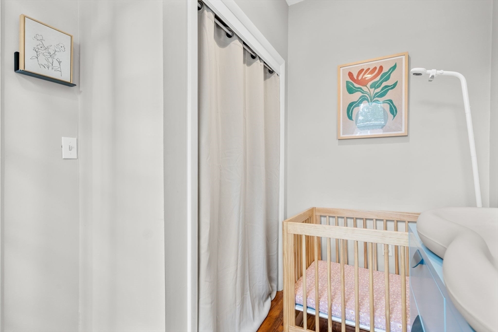 23 Sullivan St # 3