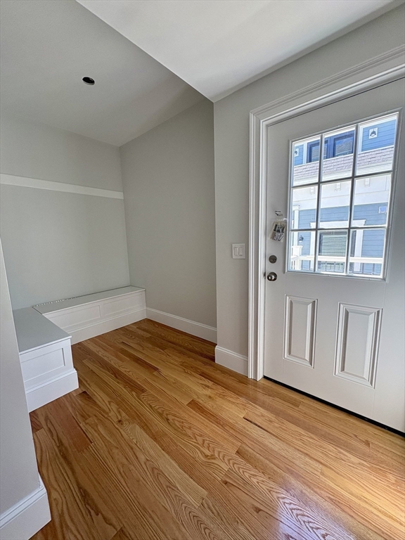 38 Laurel Street # 2