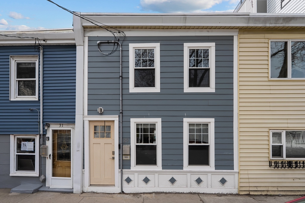 29 Everett St