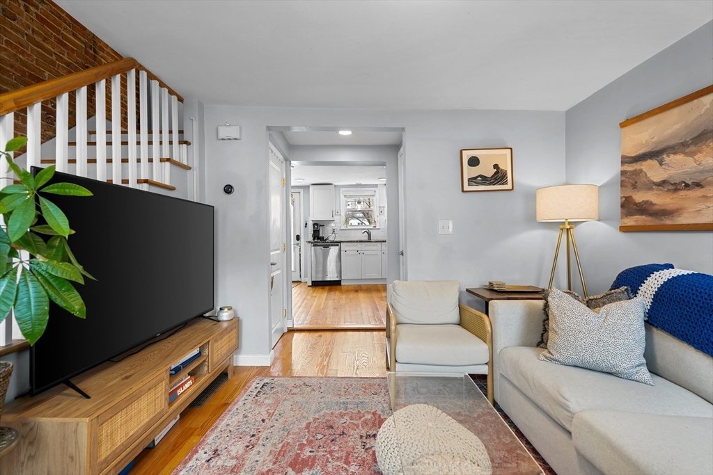 29 Everett St