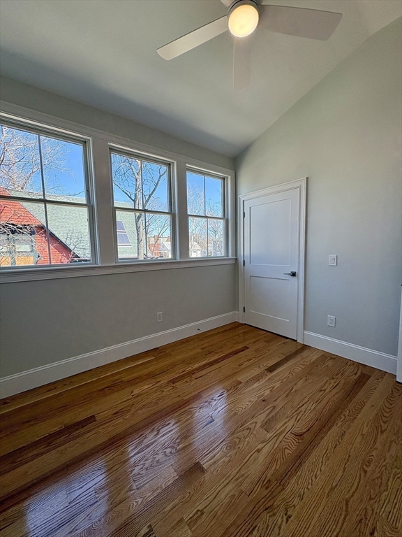38 Laurel Street # 3