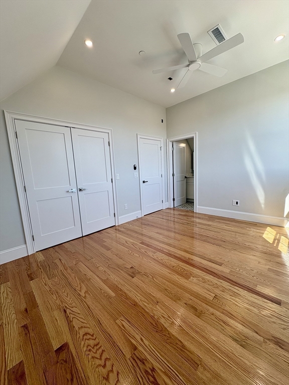 38 Laurel Street # 3