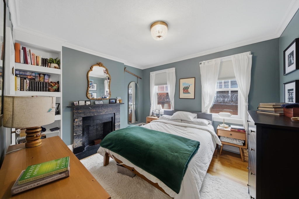 2 Lyndeboro Pl