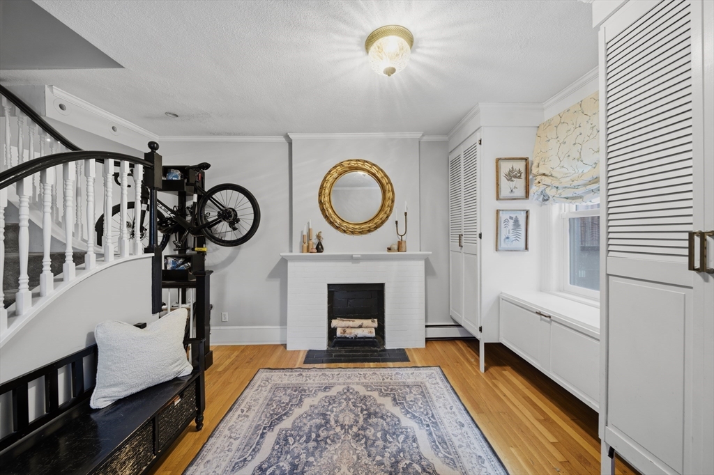 2 Lyndeboro Pl