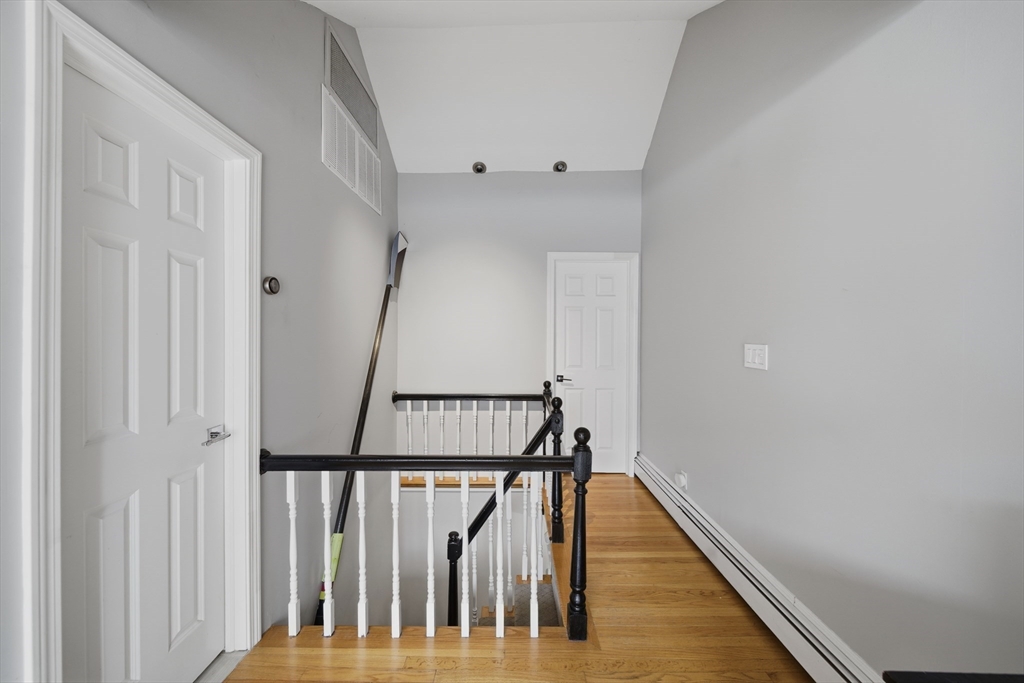 2 Lyndeboro Pl