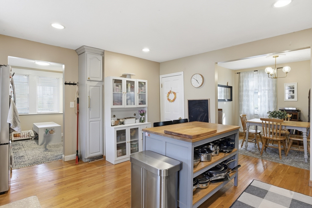 30 Manatee Rd