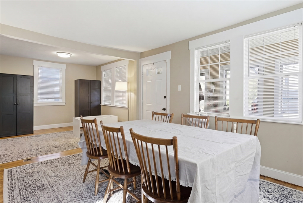 30 Manatee Rd