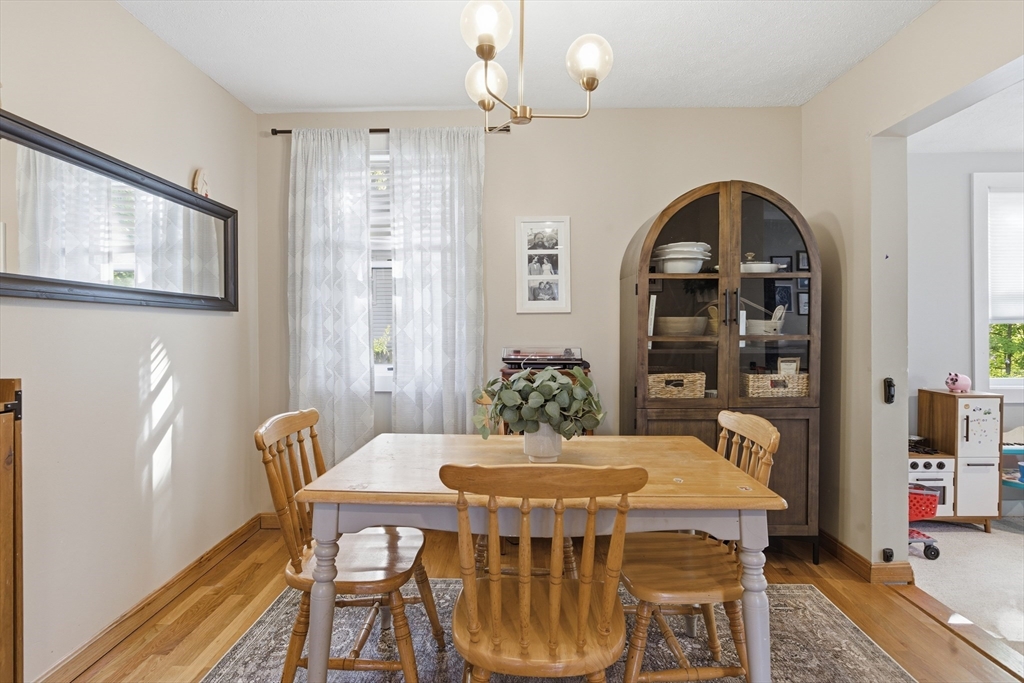 30 Manatee Rd