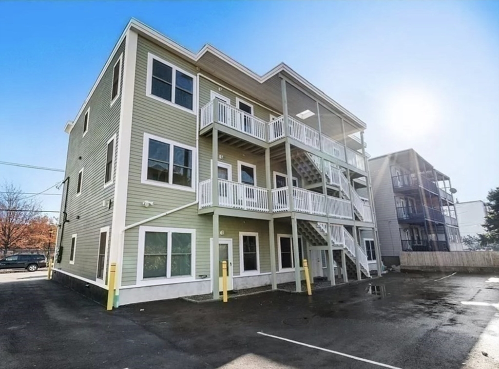 258 Bremen St # 3