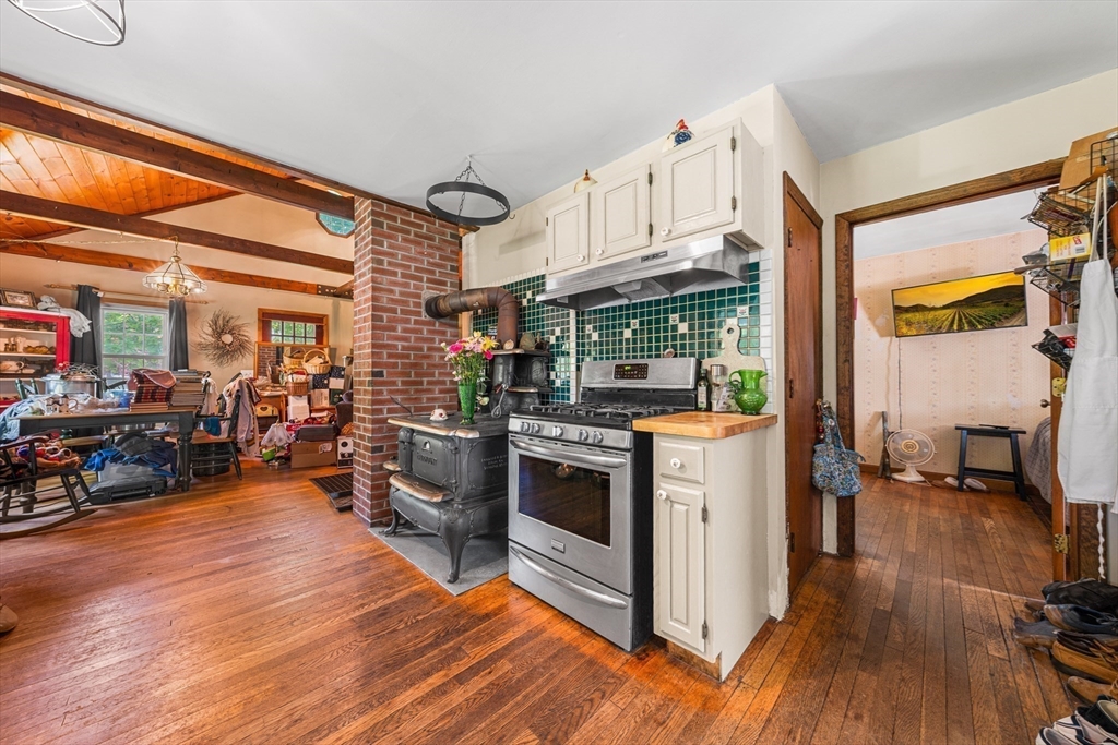 109 Cocasset St