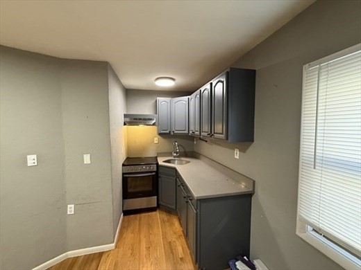 181 Bowen Street # 1
