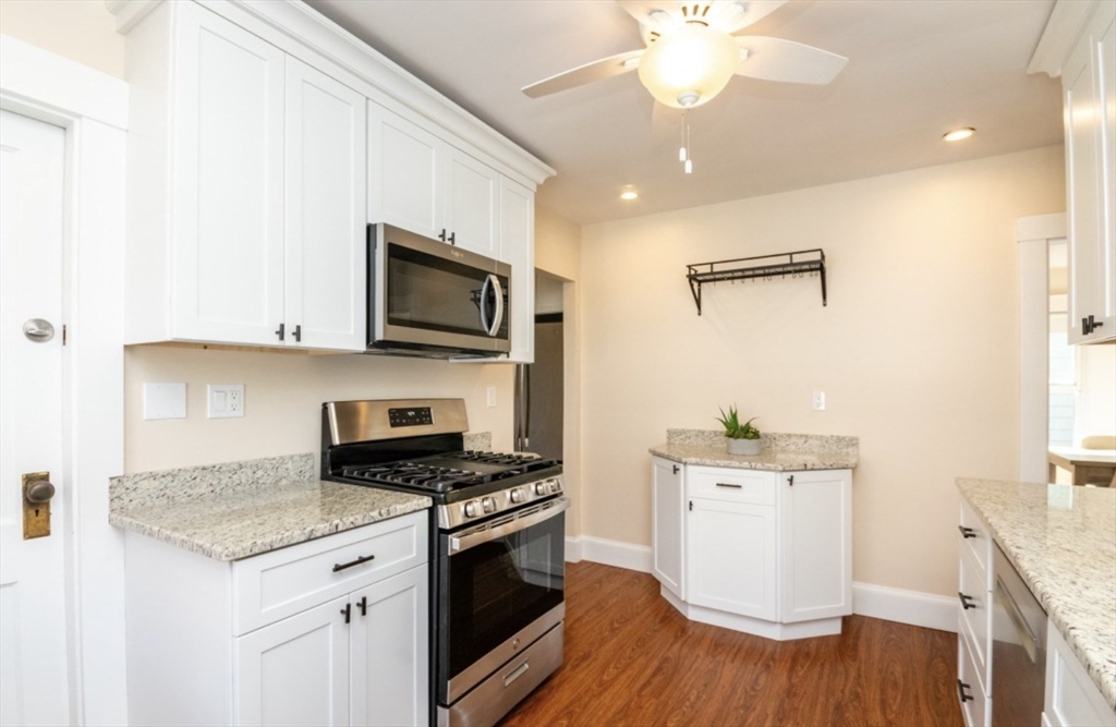 33 Pierce Ave # 2