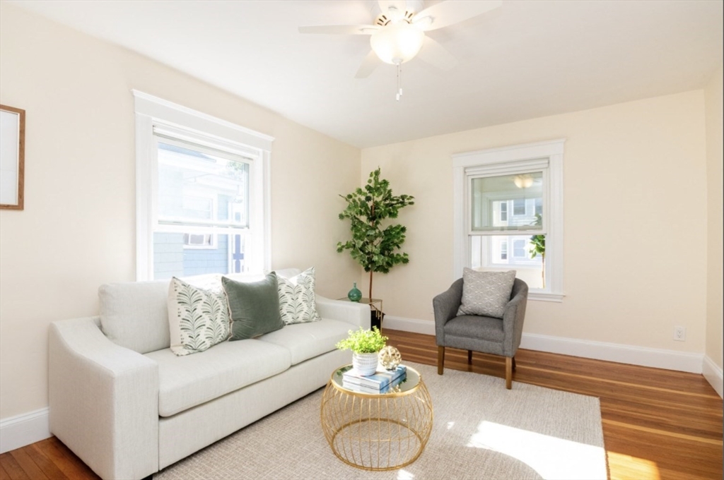 33 Pierce Ave # 2