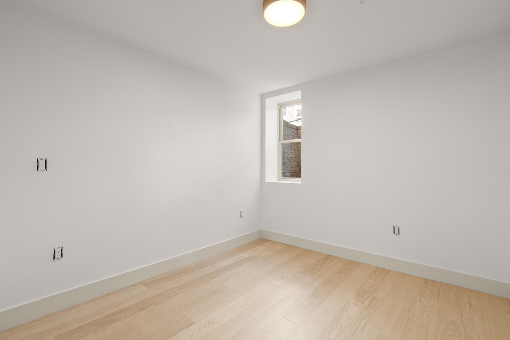 17 Princeton St # 1