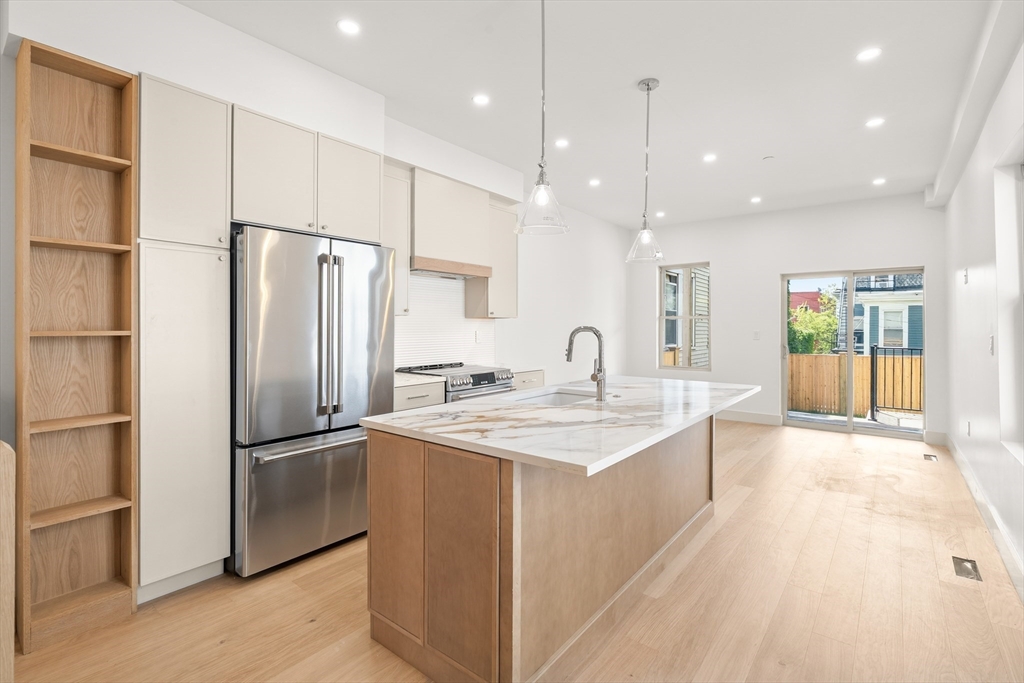 17 Princeton St # 1