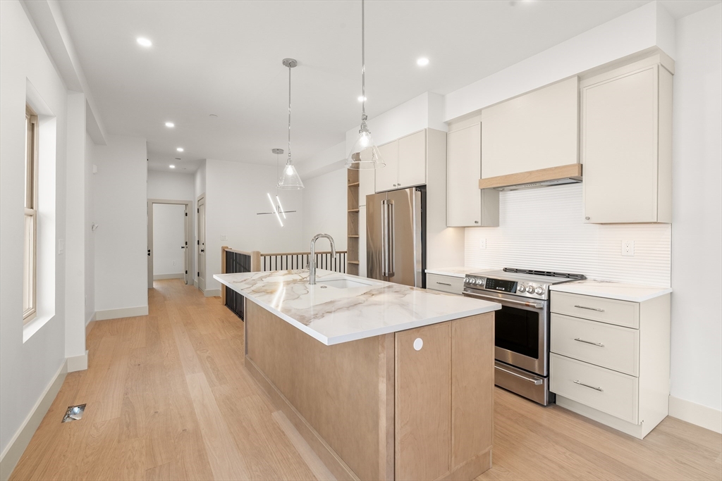 17 Princeton St # 1