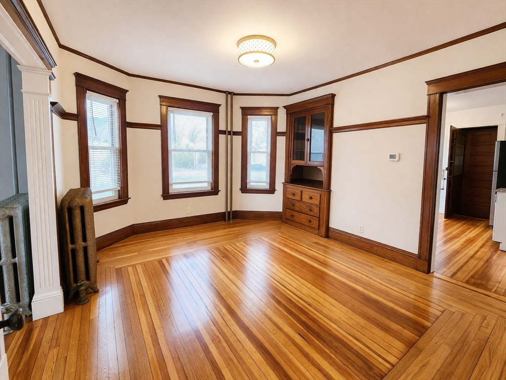 25-27 Marion Rd # 1 Unit: 25-27-1