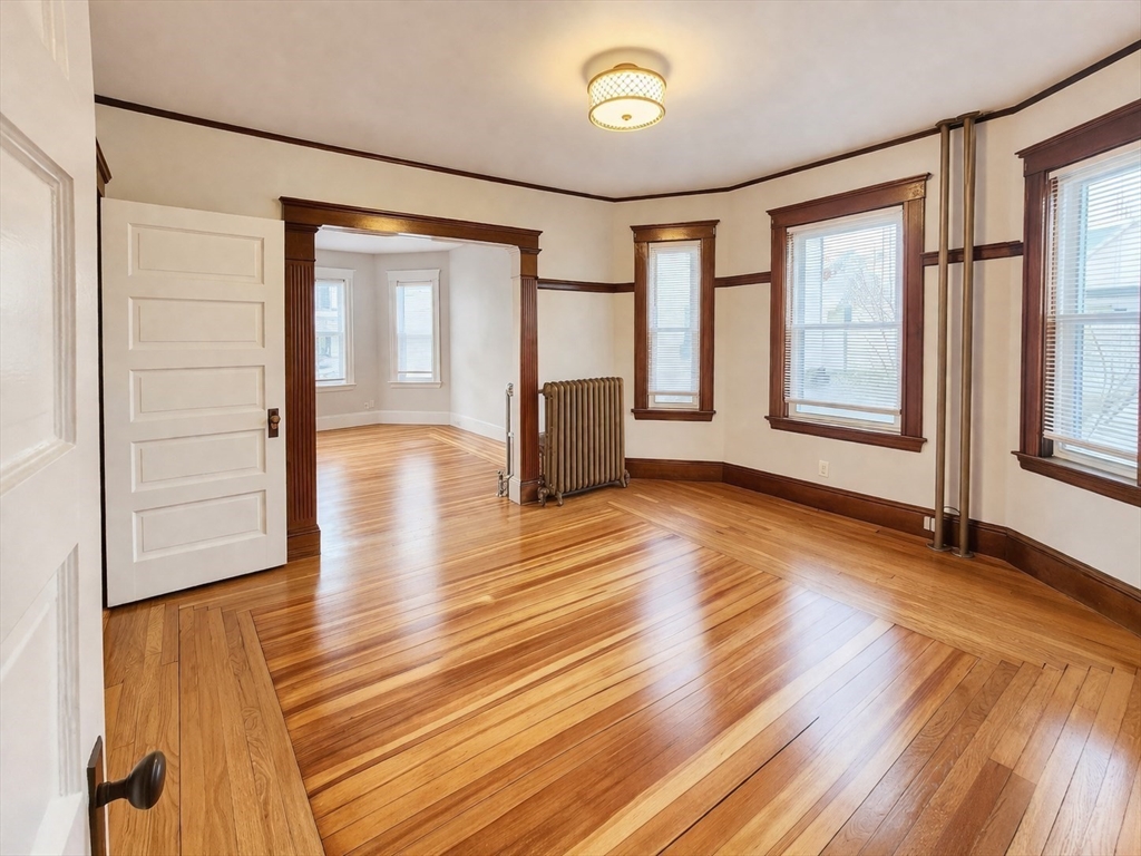 25-27 Marion Rd # 1 Unit: 25-27-1