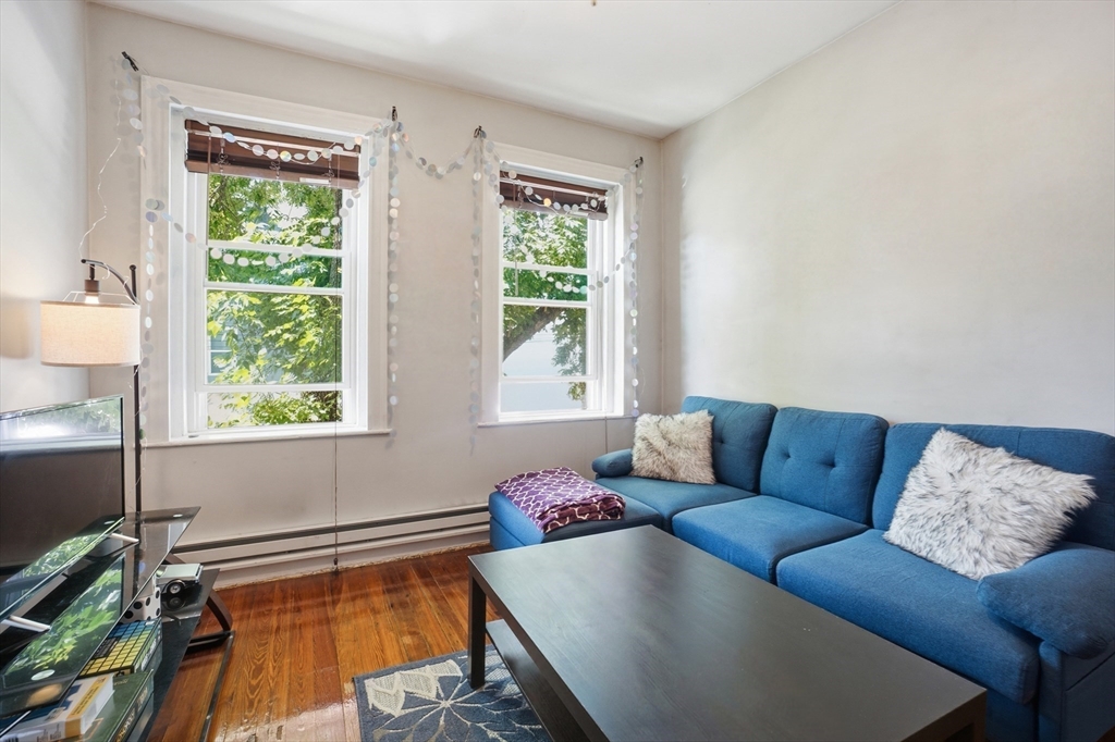142-146 Everett Street # 2
