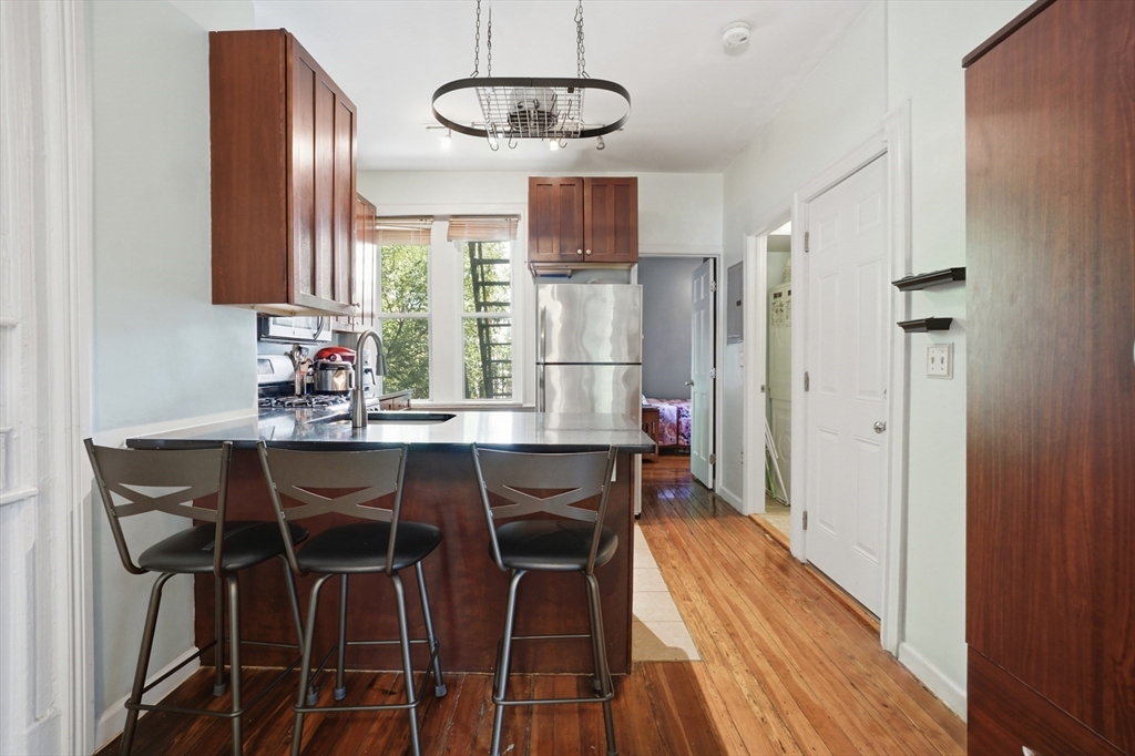 142-146 Everett Street # 2