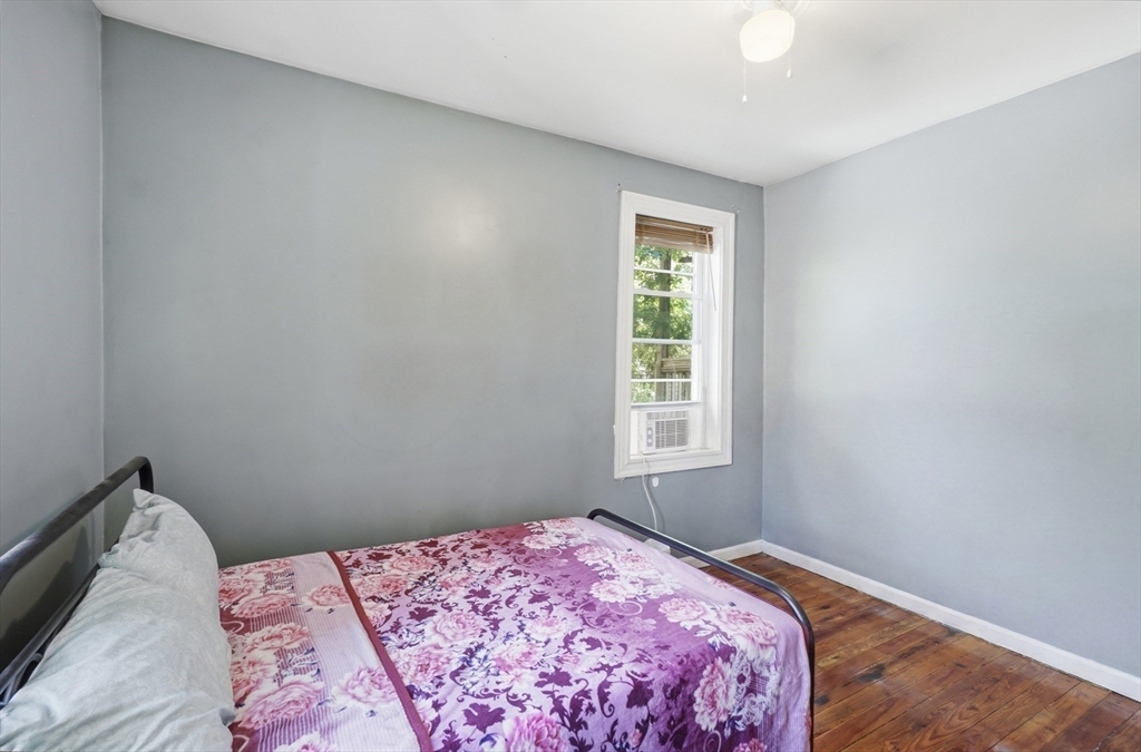 142-146 Everett Street # 2