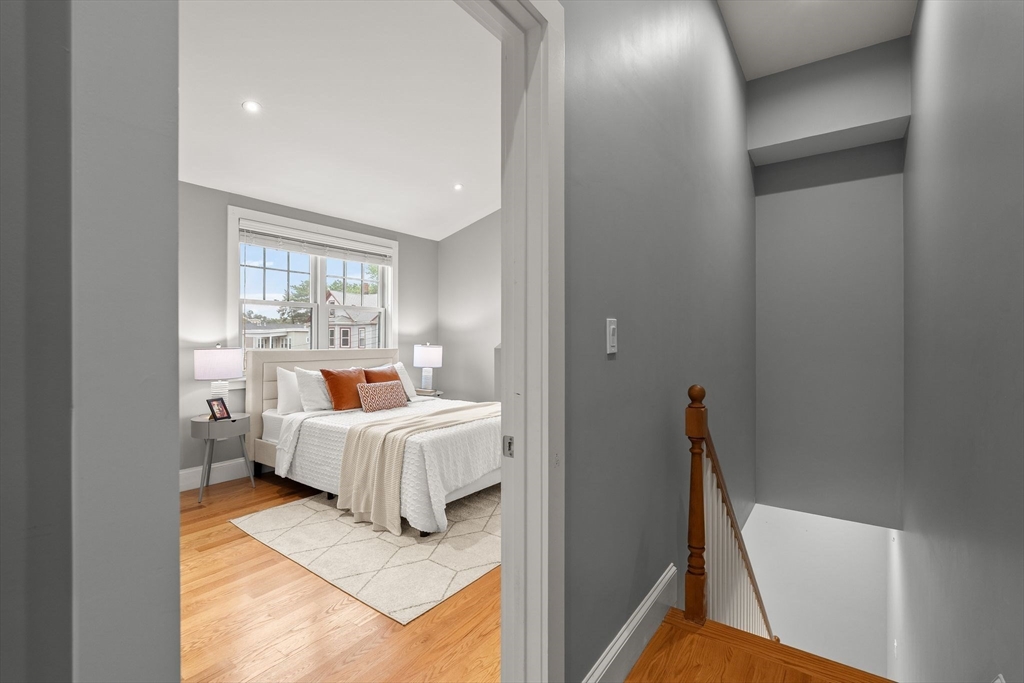 15 Ashland St # 2