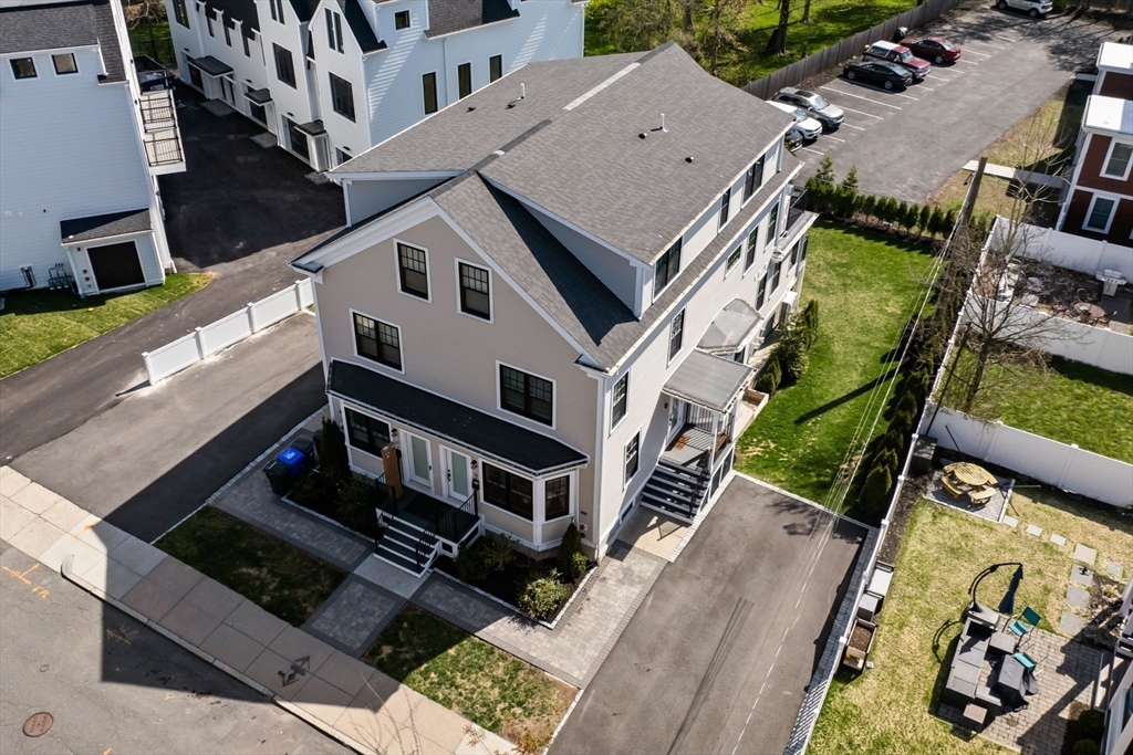 15 Ashland St # 2