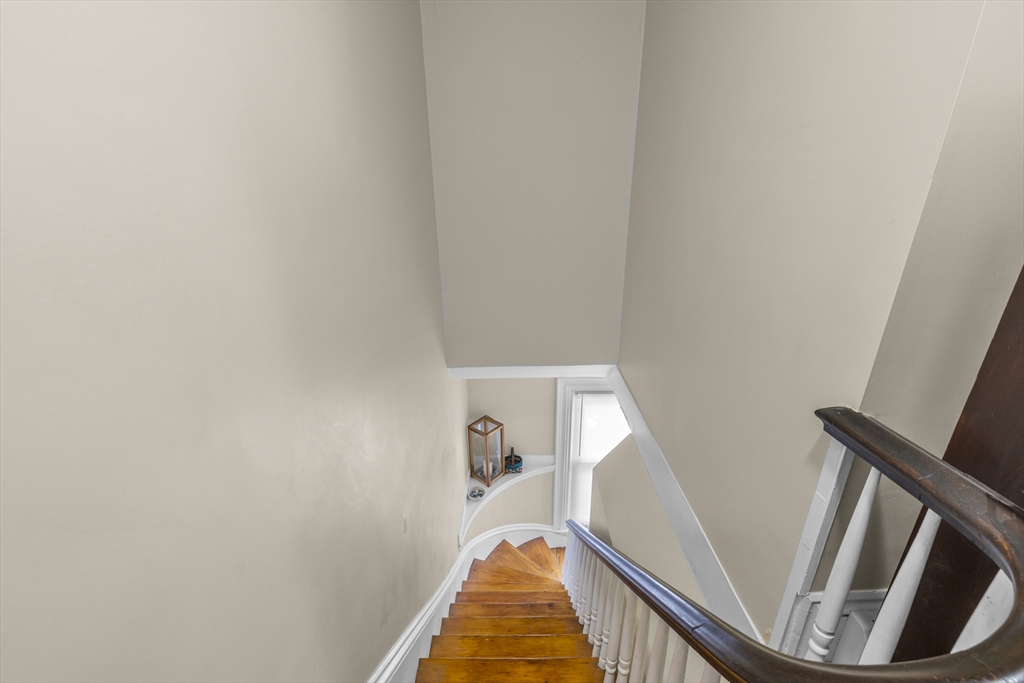20 Walter St