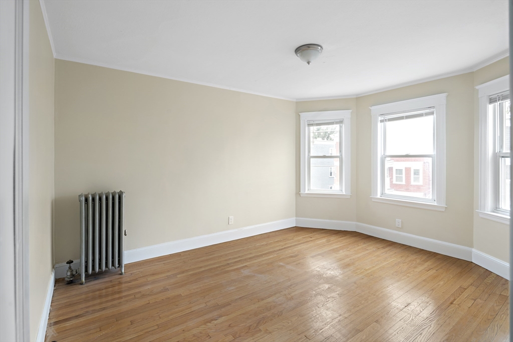 23 Thelma Rd # 2