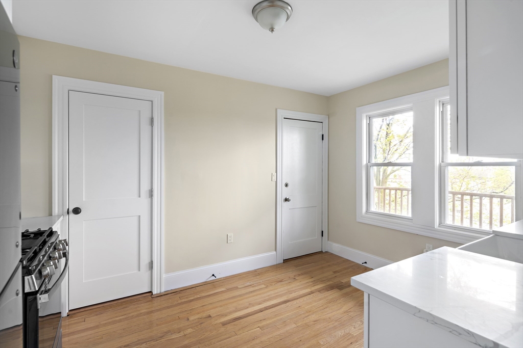 23 Thelma Rd # 3