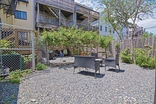 181 Bowen Street # 1