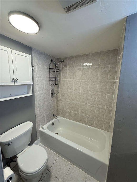 181 Bowen Street # 1