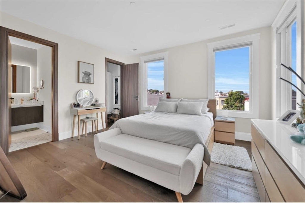 270 Paris Street # 7