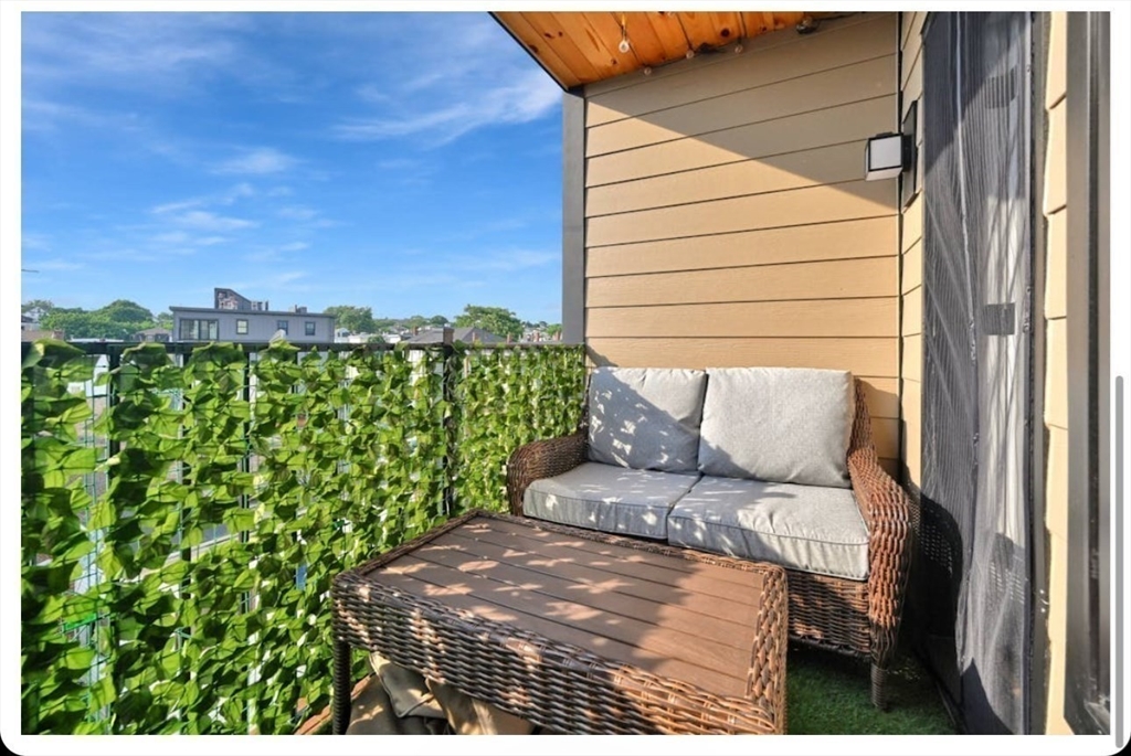 270 Paris Street # 7