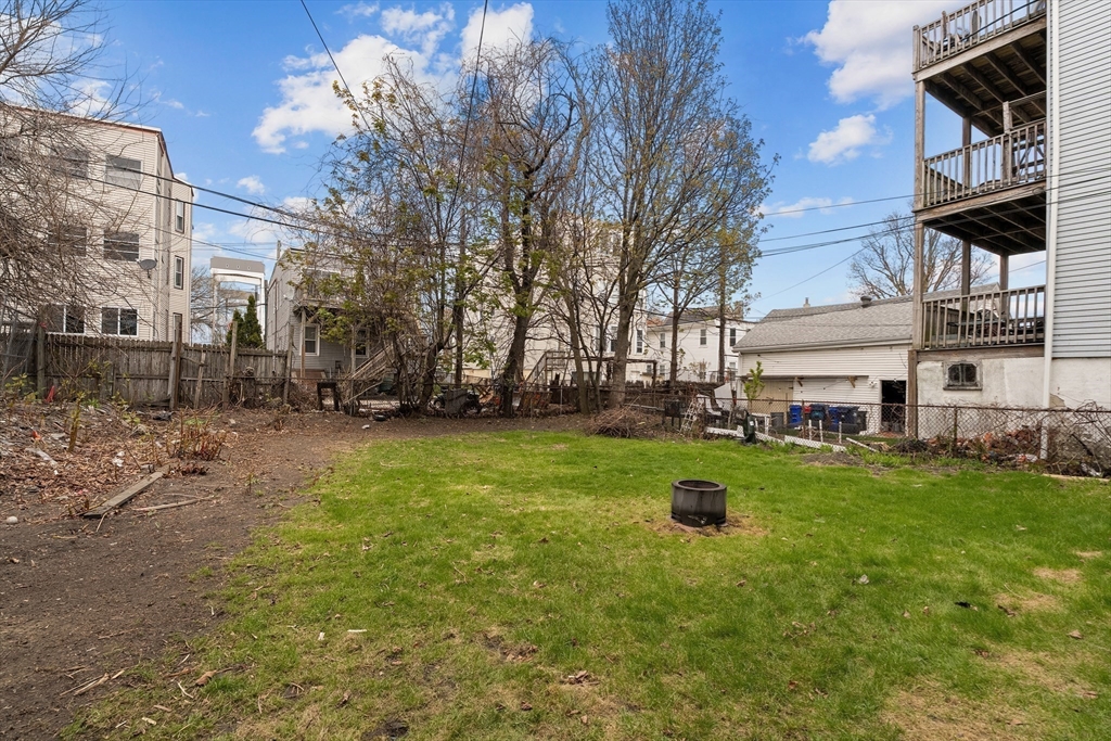 674 Saratoga Street # 2B