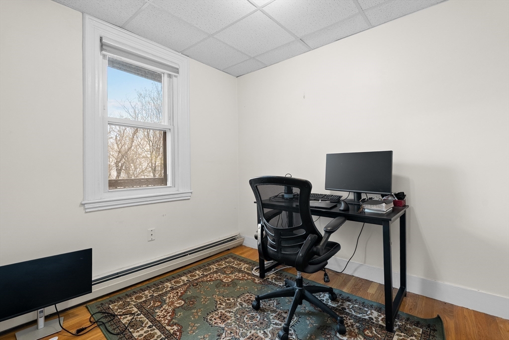 674 Saratoga Street # 2B