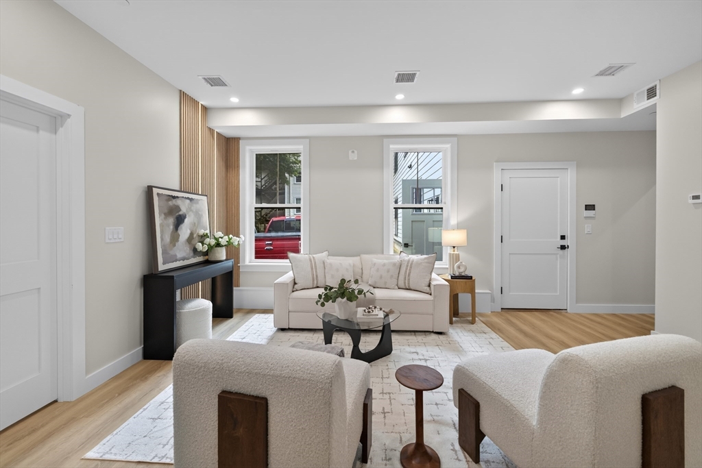 2 Readfield Place # 4