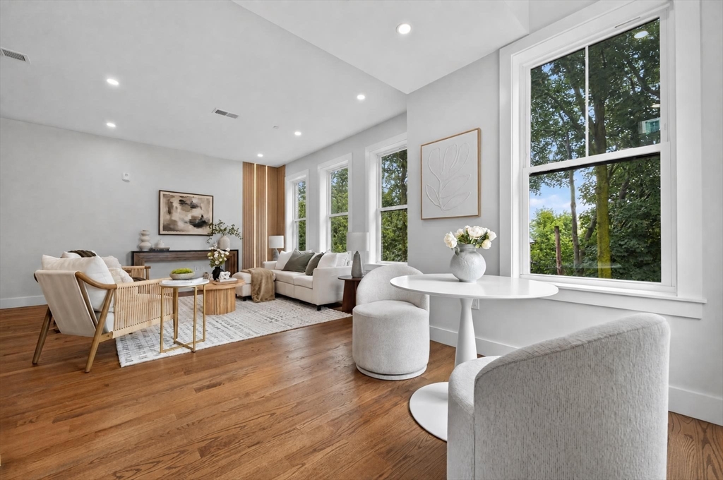 2 Readfield Place # 1