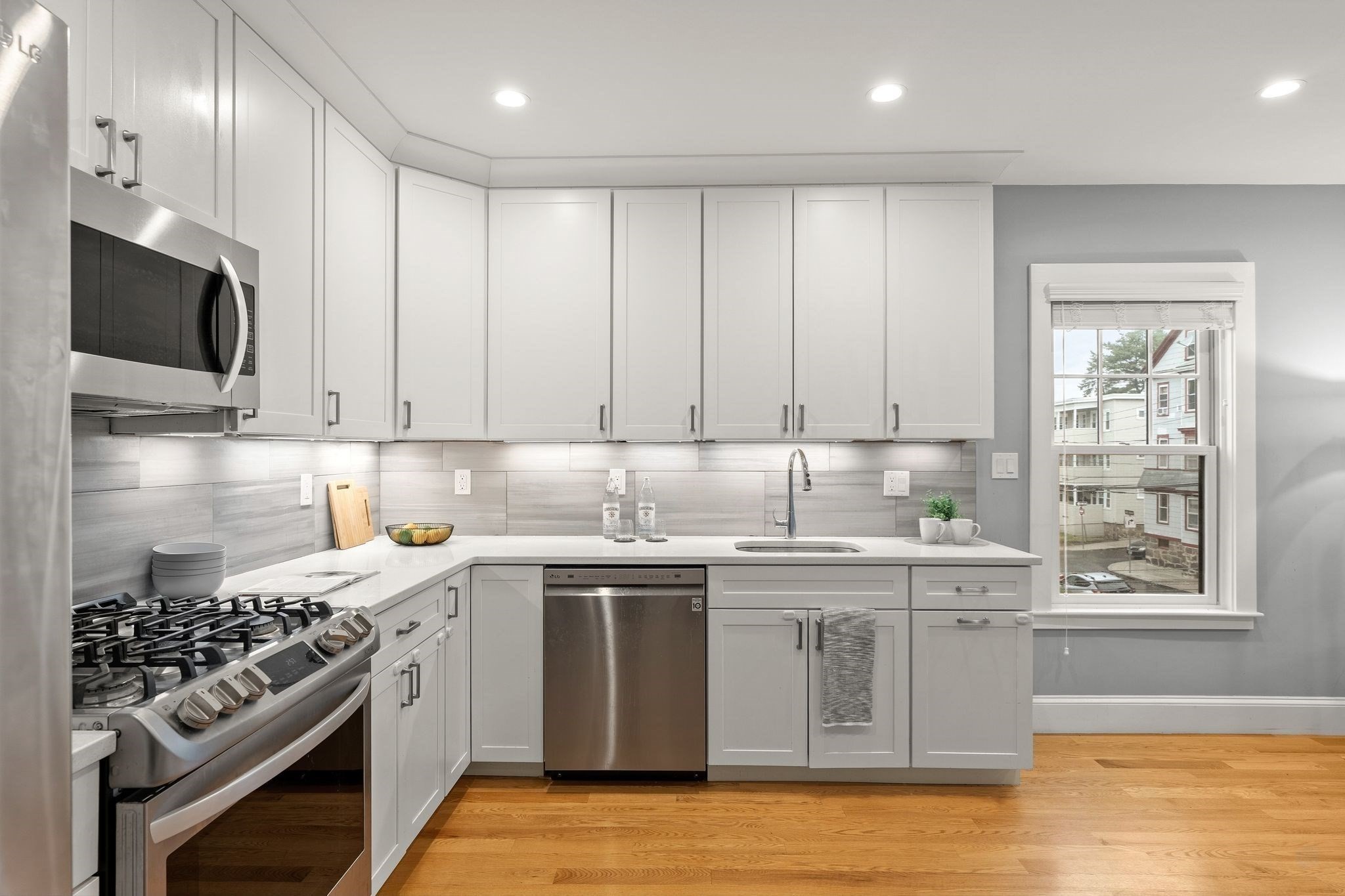 15 Ashland St # 2A