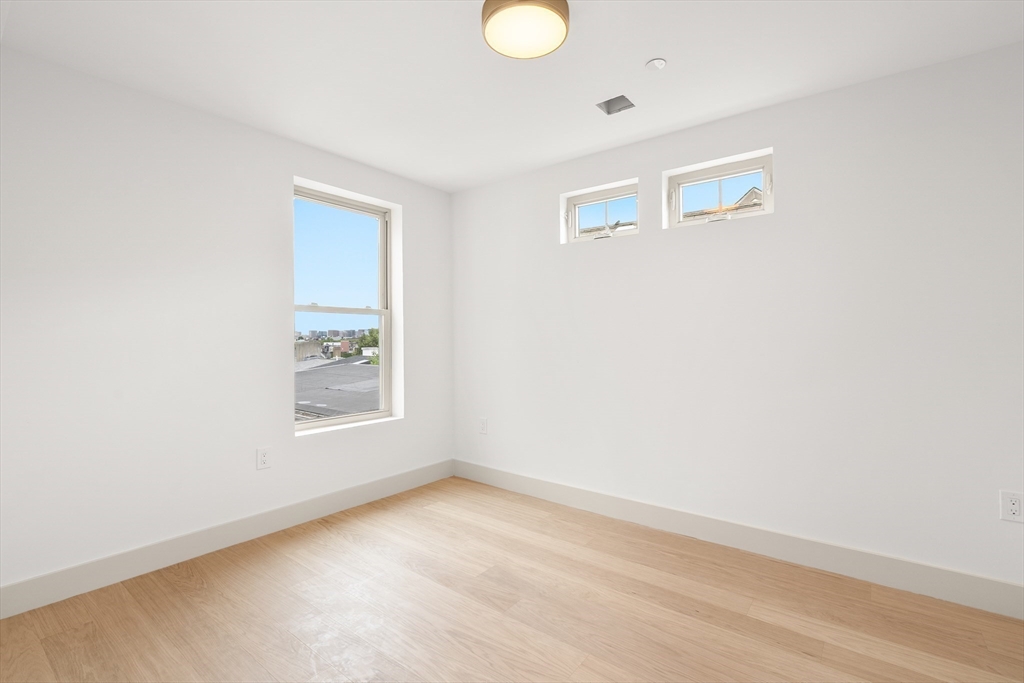 17 Princeton St # 3